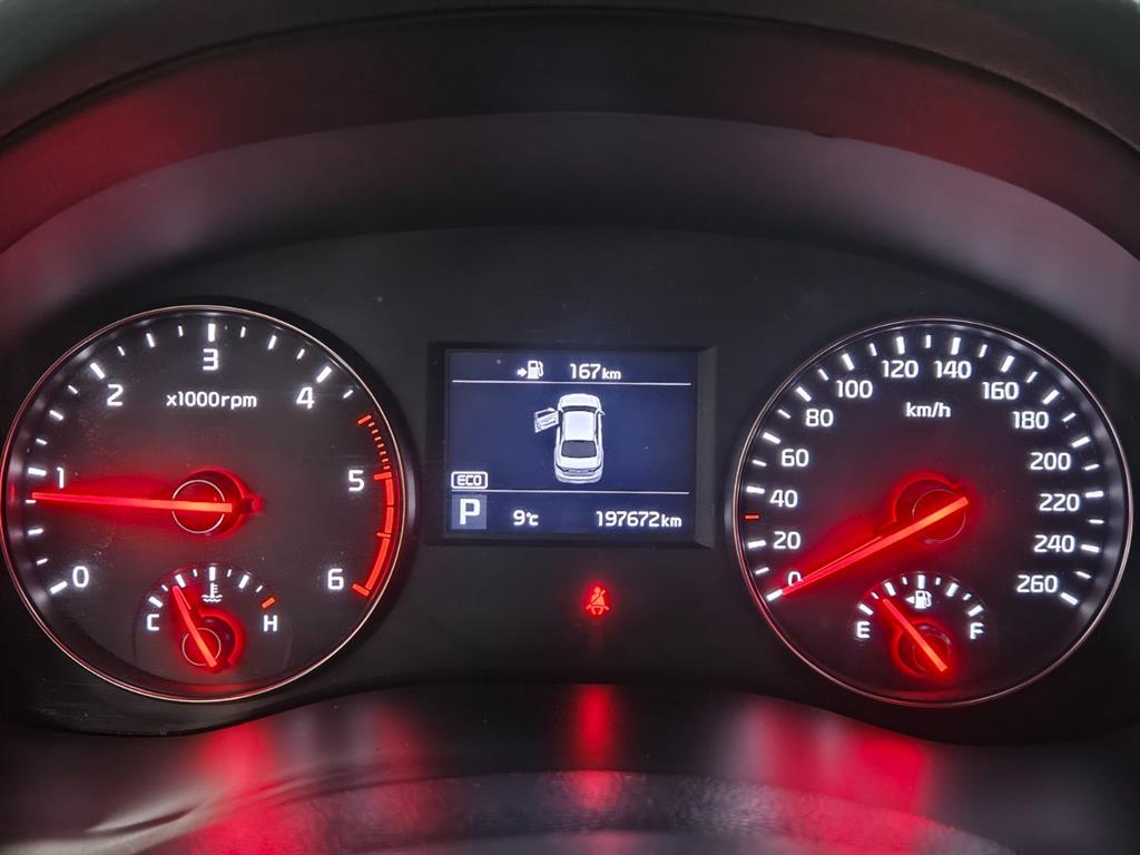 KIA K7 - Vista 9