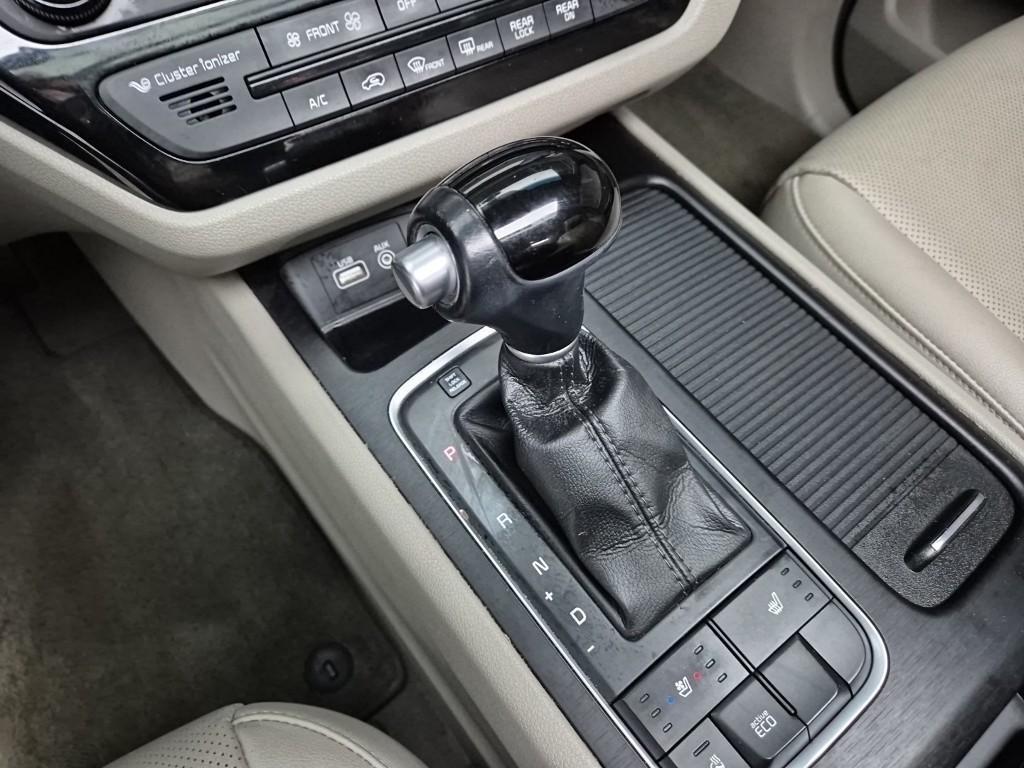 KIA Carnival 2015 Blanco - Importación desde Corea - HF Imports Iquique - Foto 19