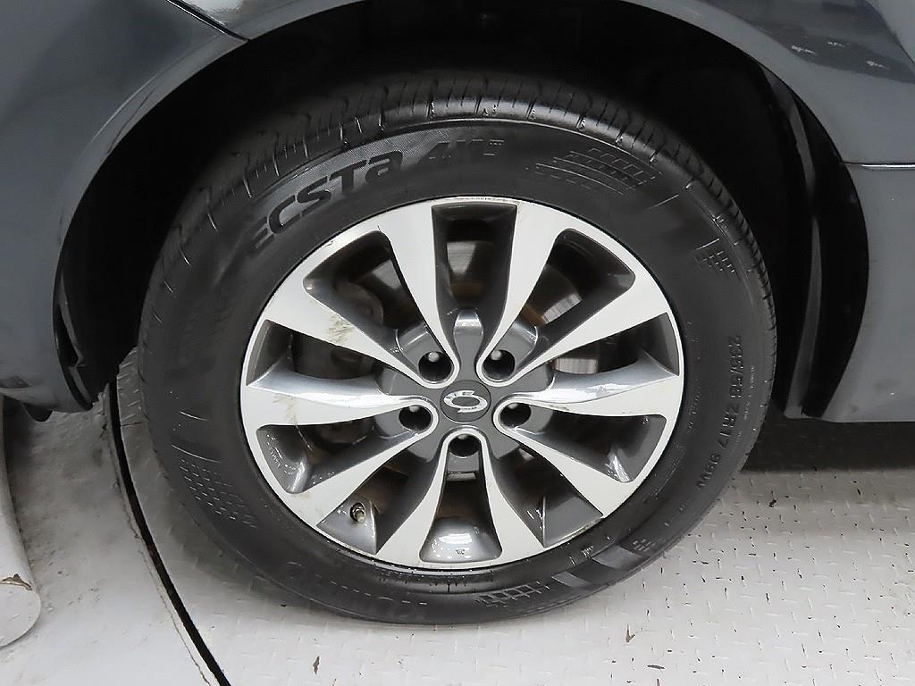 SAMSUNG QM5 - Vista 9