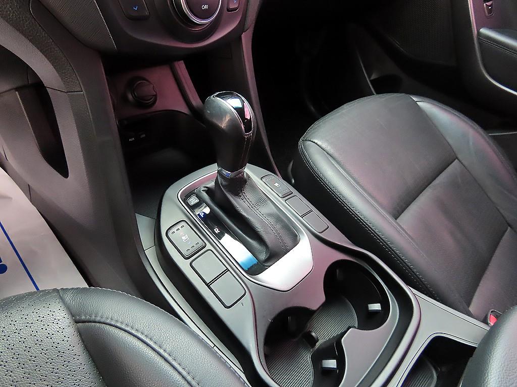 HYUNDAI Santa Fe - Vista 10