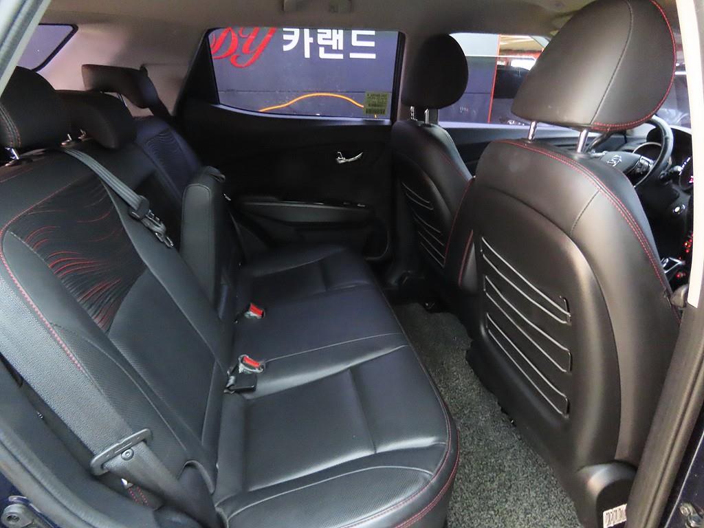 Ssangyong Tivoli - Vista 6