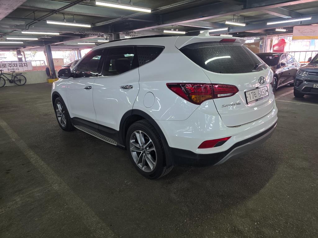 HYUNDAI Santa Fe - Vista 4