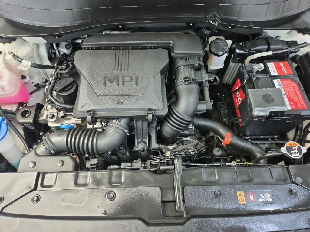 HYUNDAI Casper - Vista 5