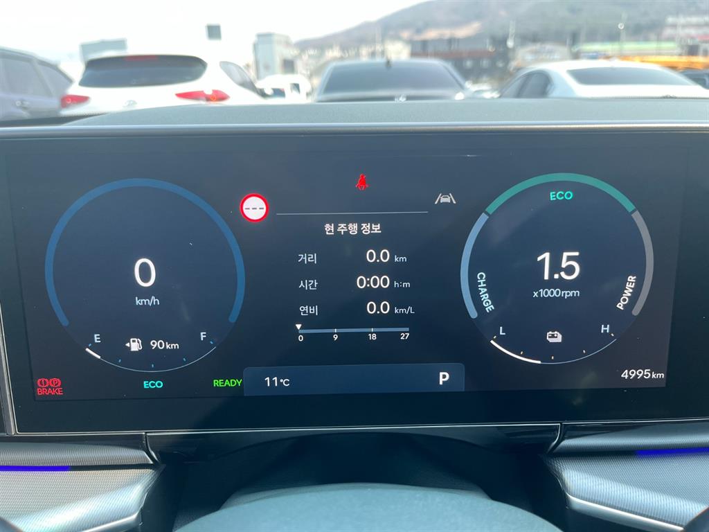 HYUNDAI Grandeur - Vista 7