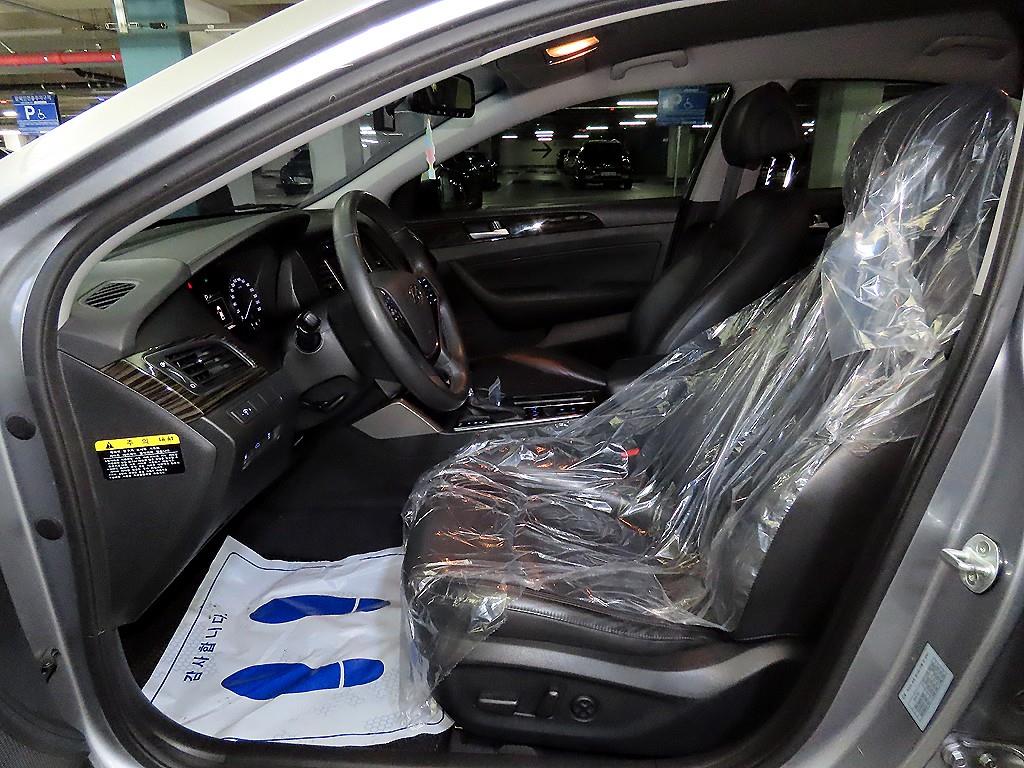 HYUNDAI Sonata - Vista 6