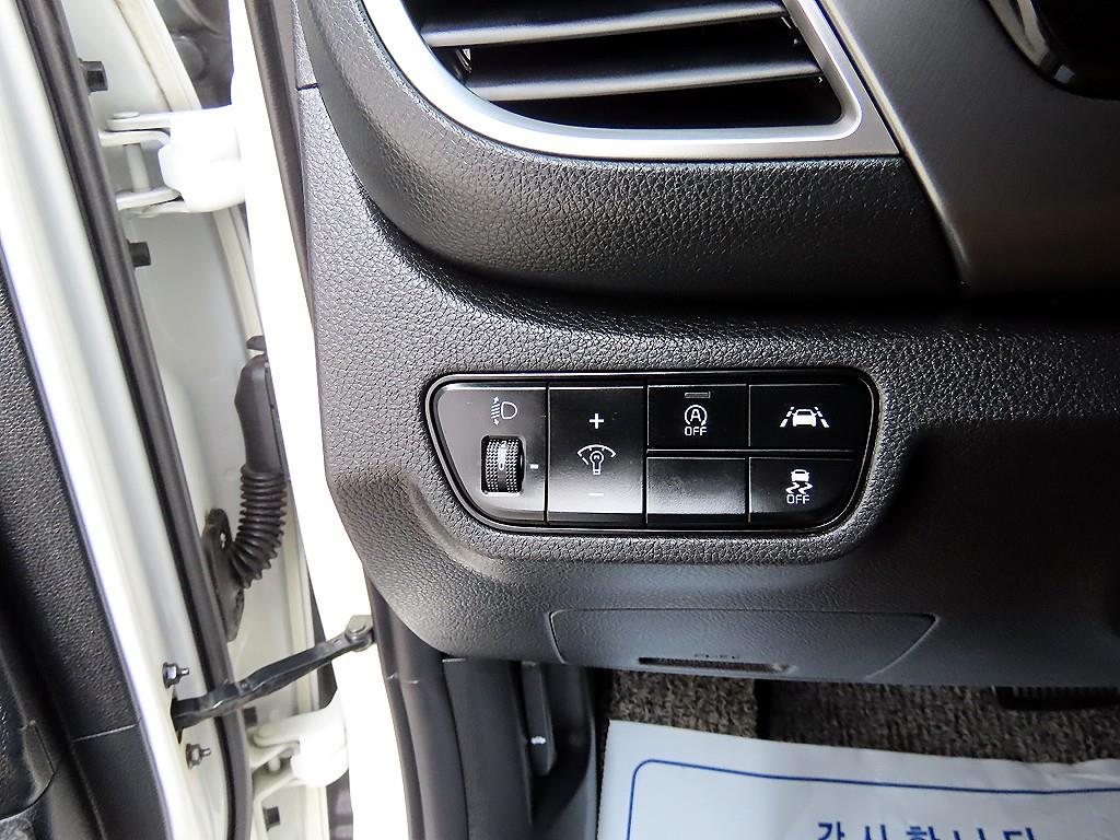 KIA Seltos - Vista 12