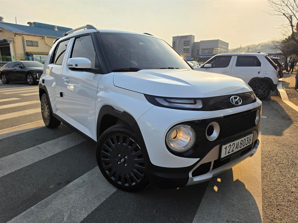 HYUNDAI Casper - Vista 8