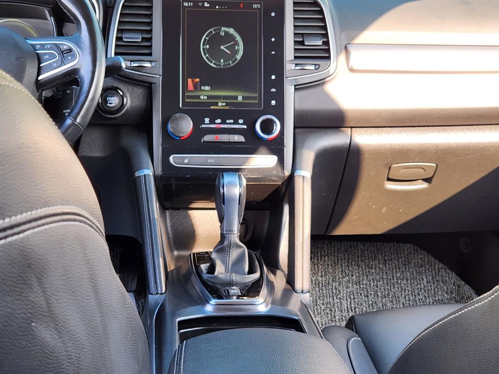 SAMSUNG QM6 - Vista 11