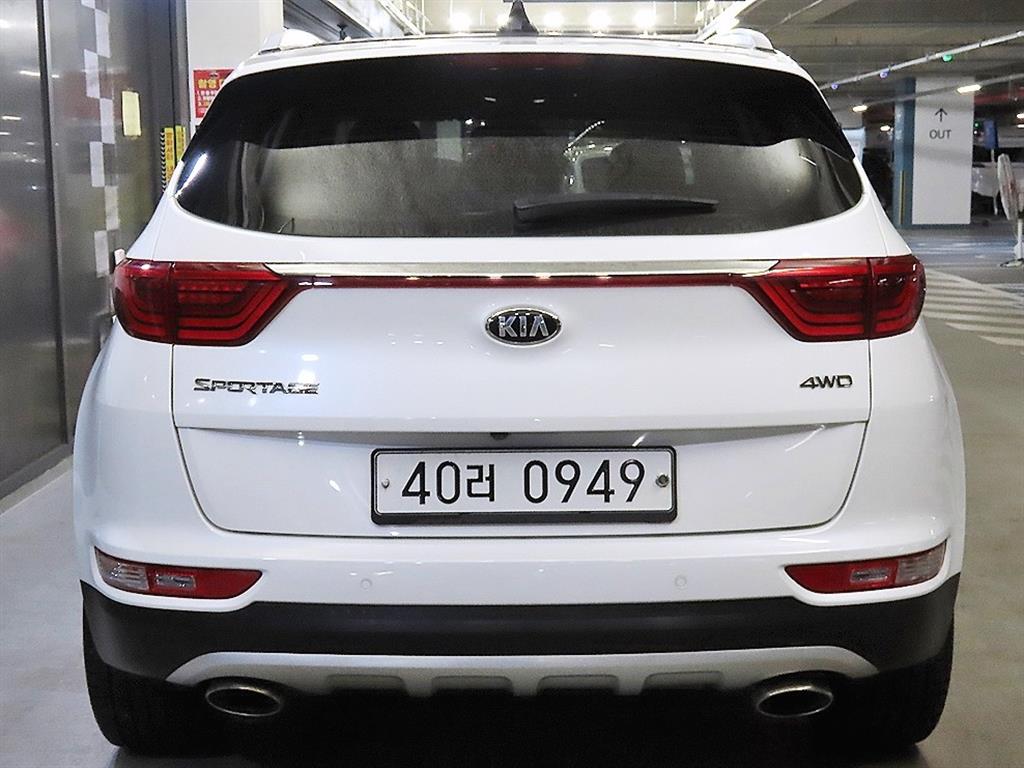 KIA Sportage - Vista 5