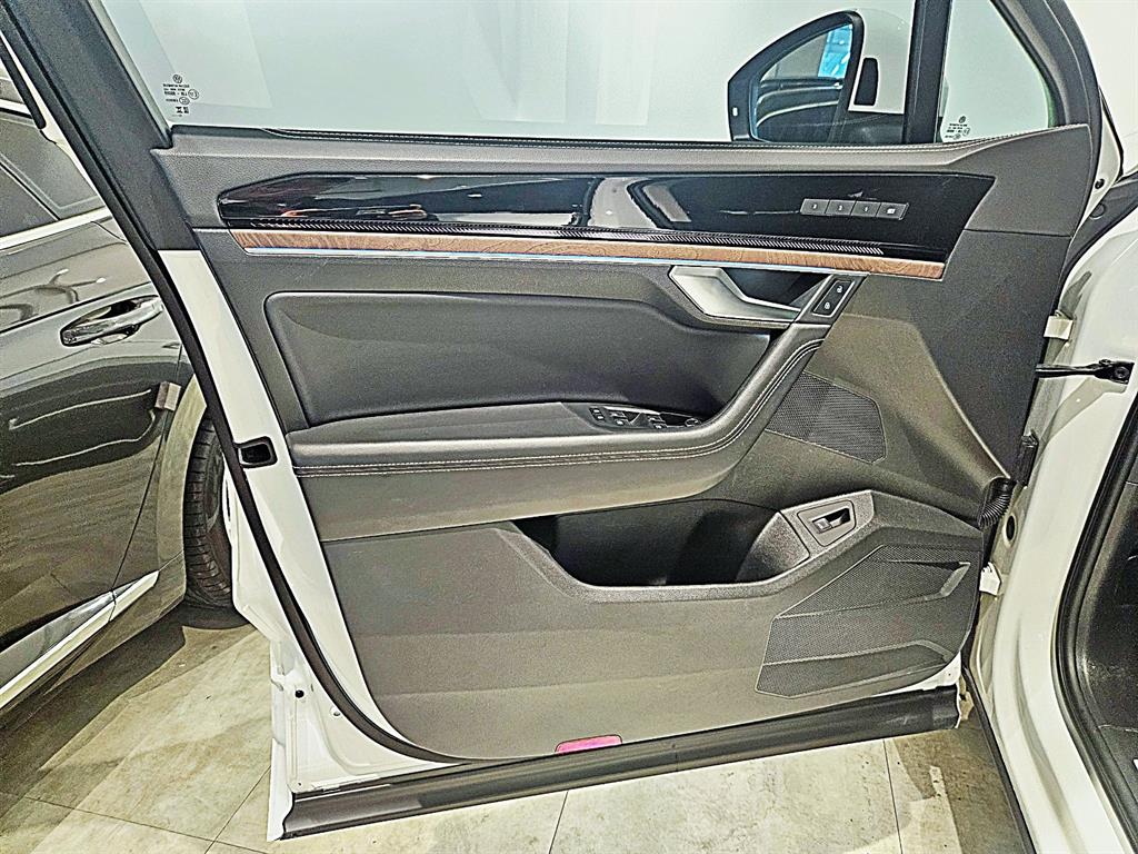 Volkswagen Touareg - Vista 6