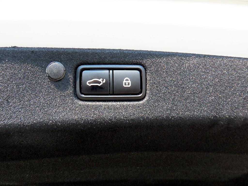 HYUNDAI Grandeur 2021 Blanco - Importación desde Corea - HF Imports Iquique - Foto 18