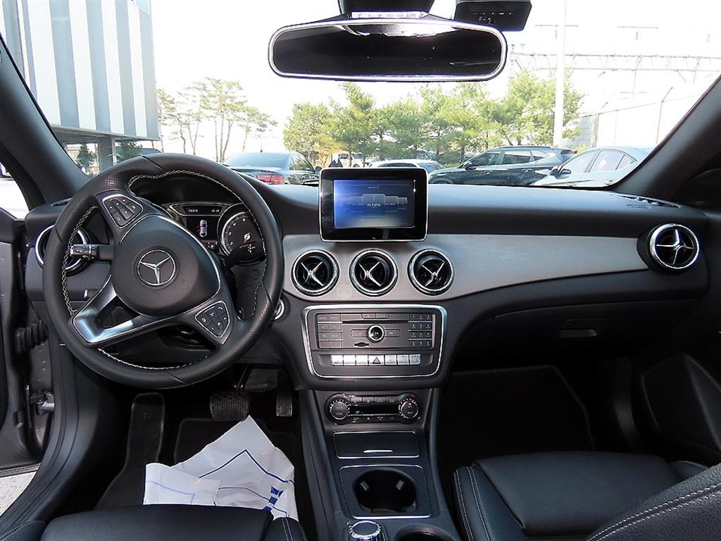 Mercedes Benz CLA Class - Vista 7