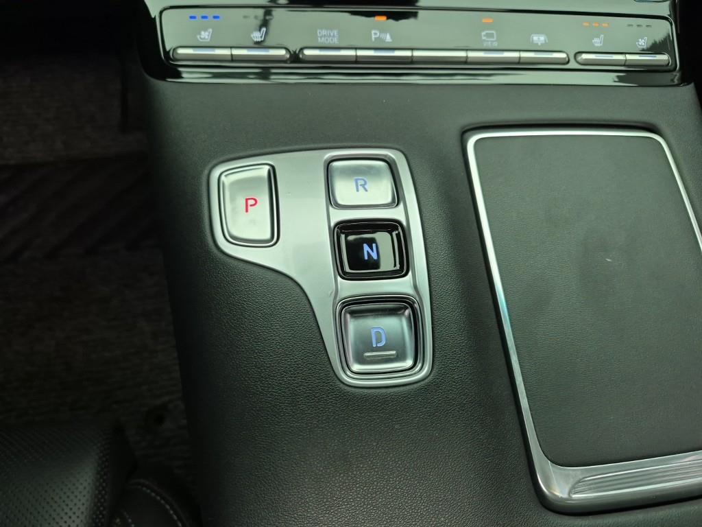 HYUNDAI Grandeur - Vista 8