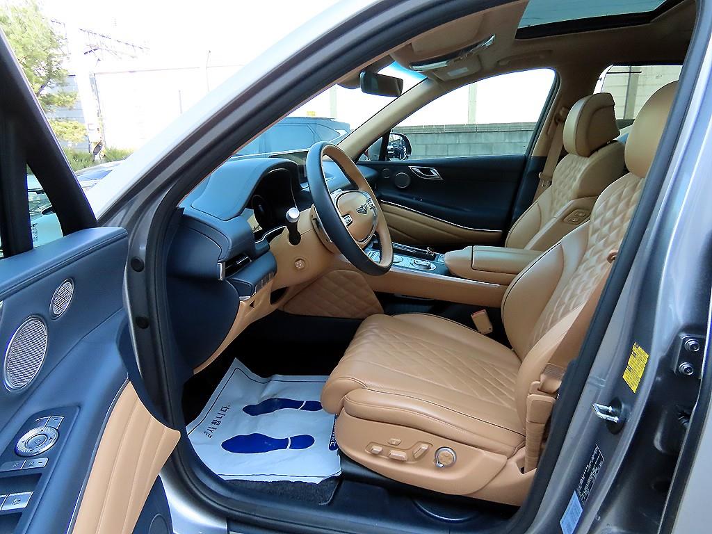 Genesis GV80 - Vista 5