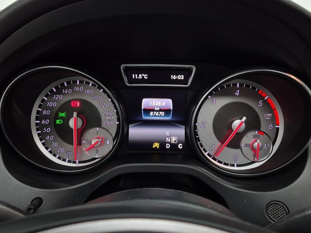 Mercedes Benz CLA Class - Vista 6