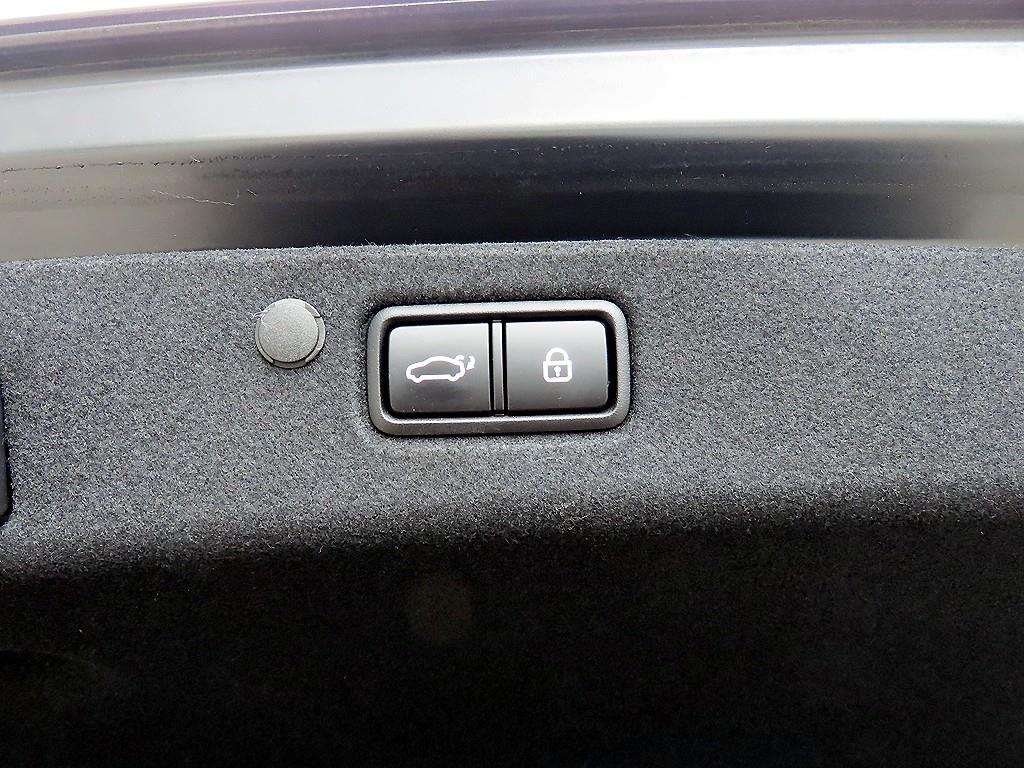 HYUNDAI Grandeur 2022 Negro - Importación desde Corea - HF Imports Iquique - Foto 17