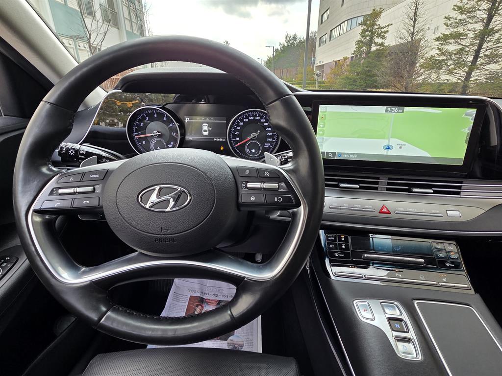 HYUNDAI Grandeur - Vista 11