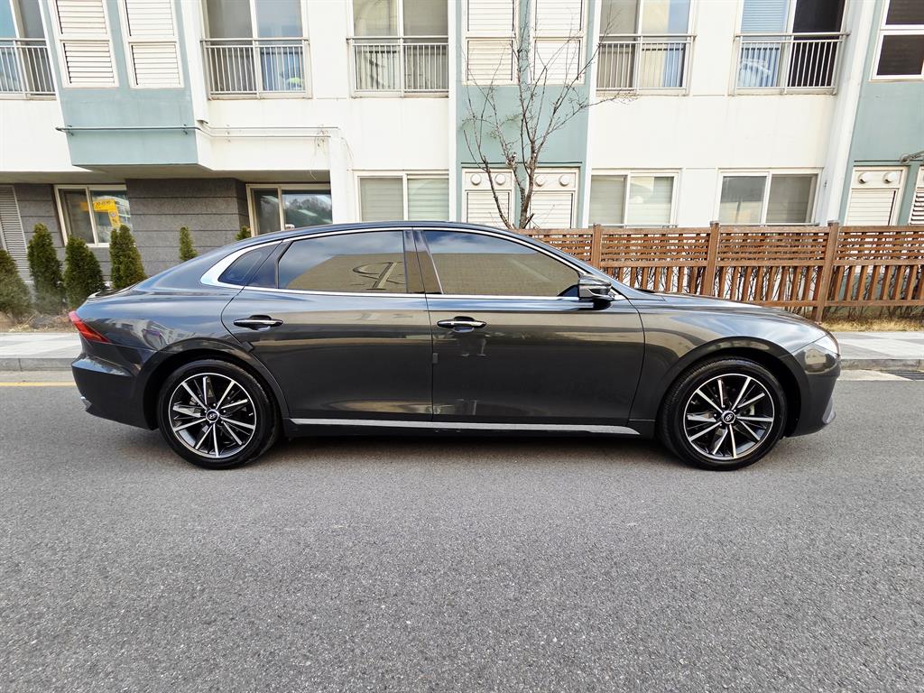 HYUNDAI Grandeur - Vista 4