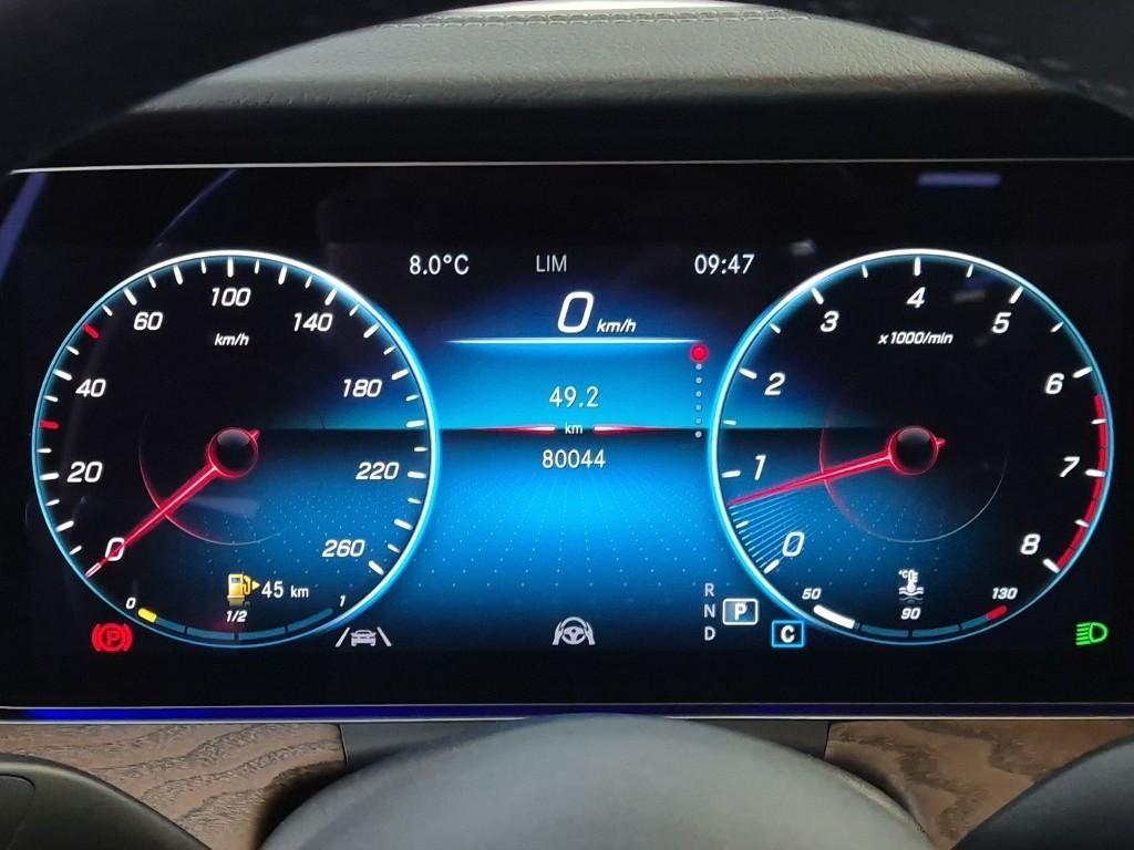 Mercedes Benz E class - Vista 6