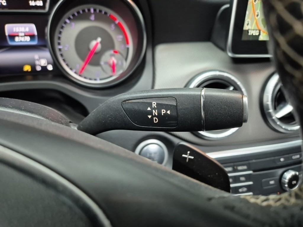 Mercedes Benz CLA Class - Vista 8