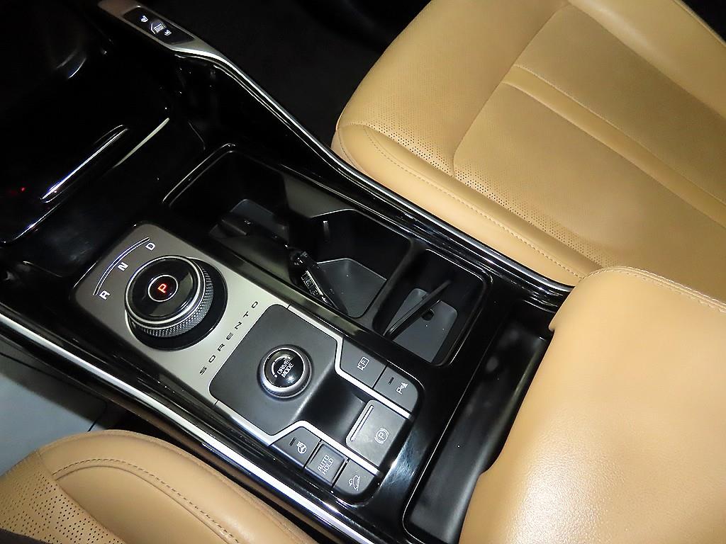 KIA Sorento - Vista 12