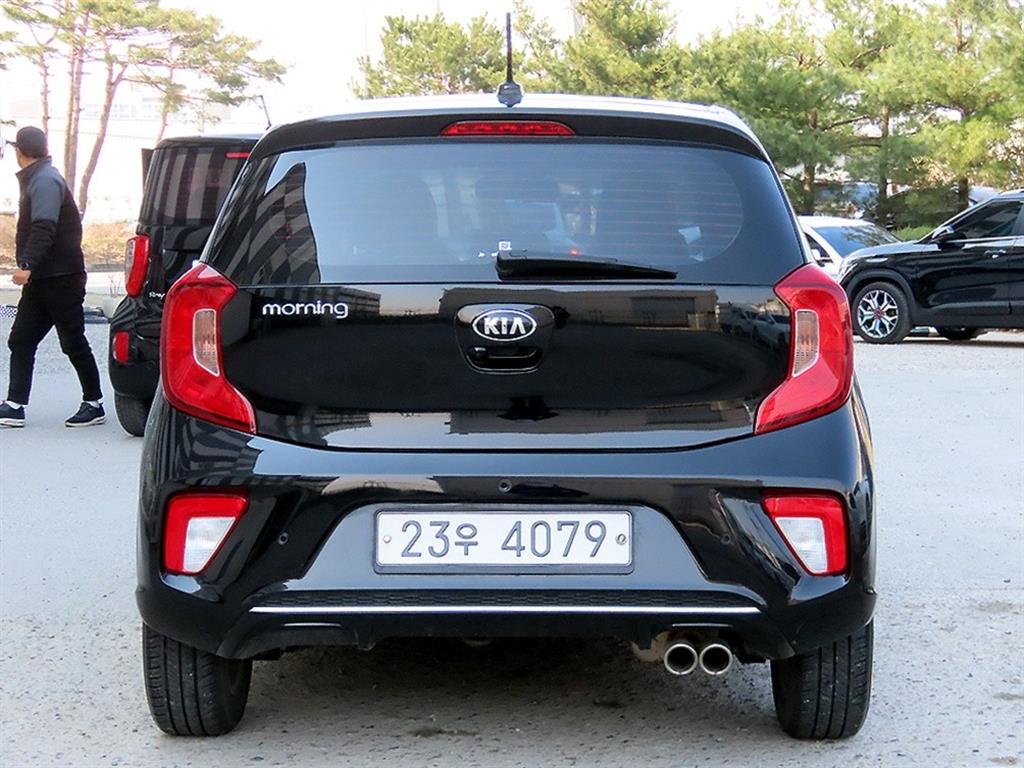 KIA Morning - Vista 4