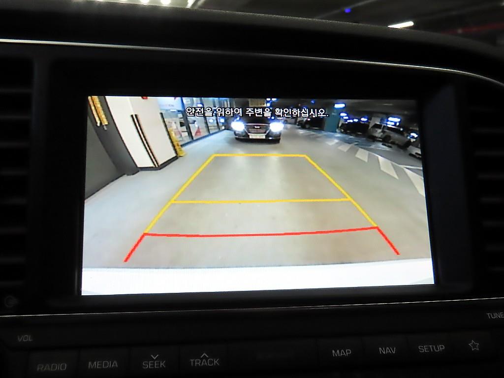 HYUNDAI Avante 2018 Blanco - Importación desde Corea - HF Imports Iquique - Foto 14