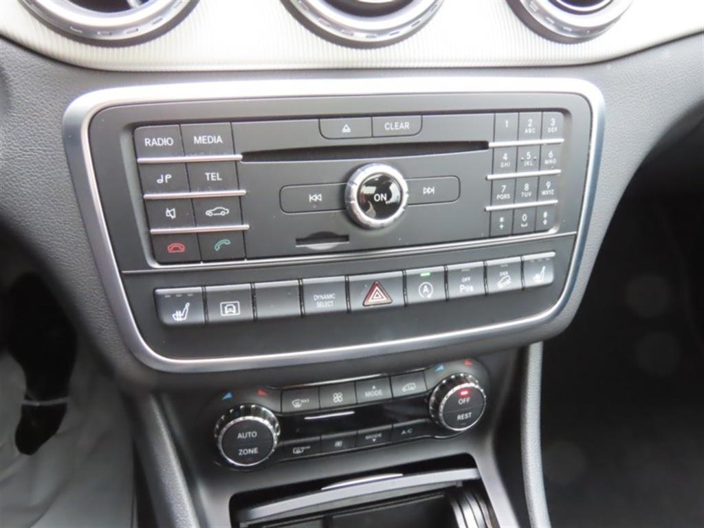 Mercedes Benz GLA Class 2017 Gris - Importación desde Corea - HF Imports Iquique - Foto 8