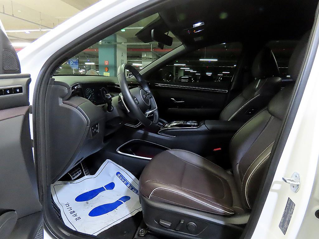 HYUNDAI Tucson - Vista 6