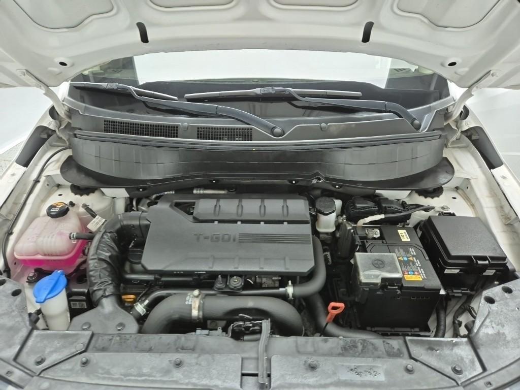 HYUNDAI Casper - Vista 5