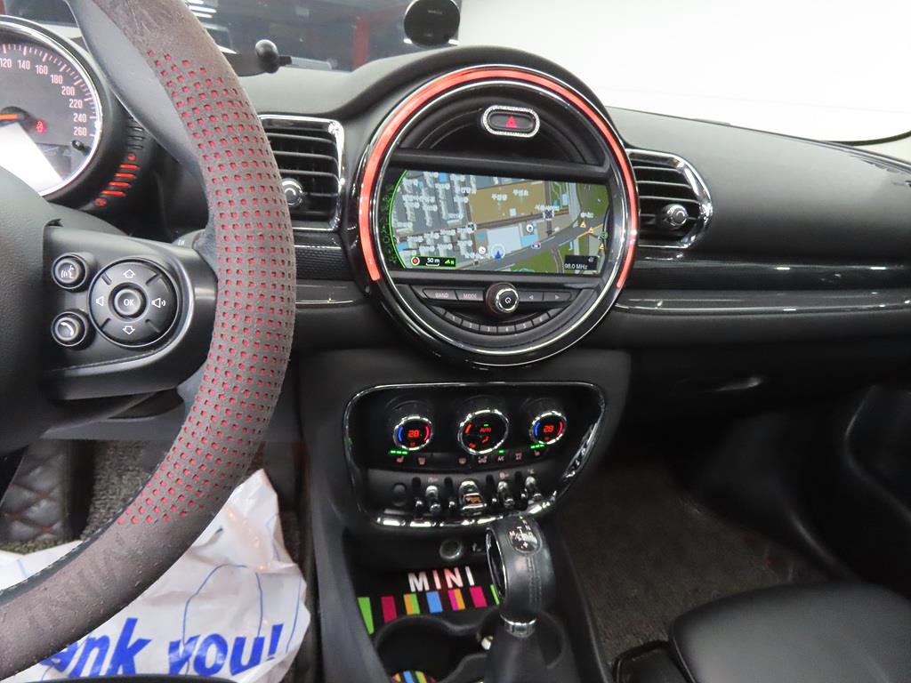 Mini Clubman - Vista 10