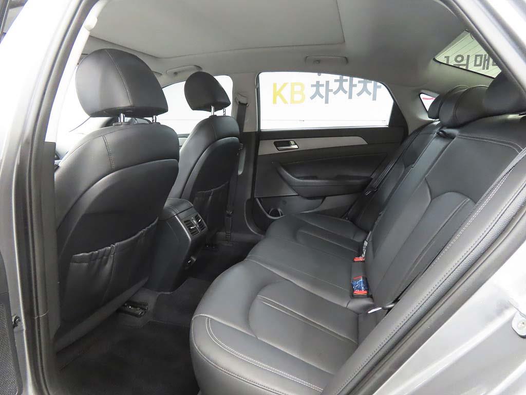 HYUNDAI Sonata - Vista 6