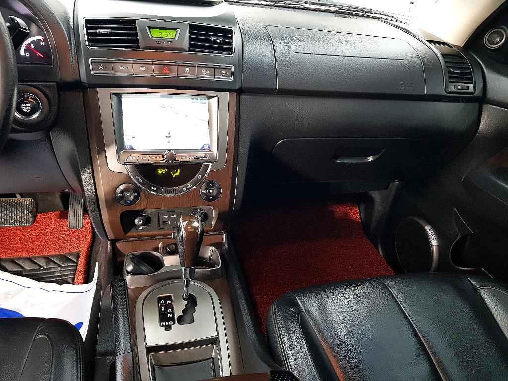 Ssangyong Rexton - Vista 10