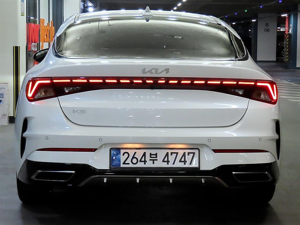 KIA K5 - Vista 5