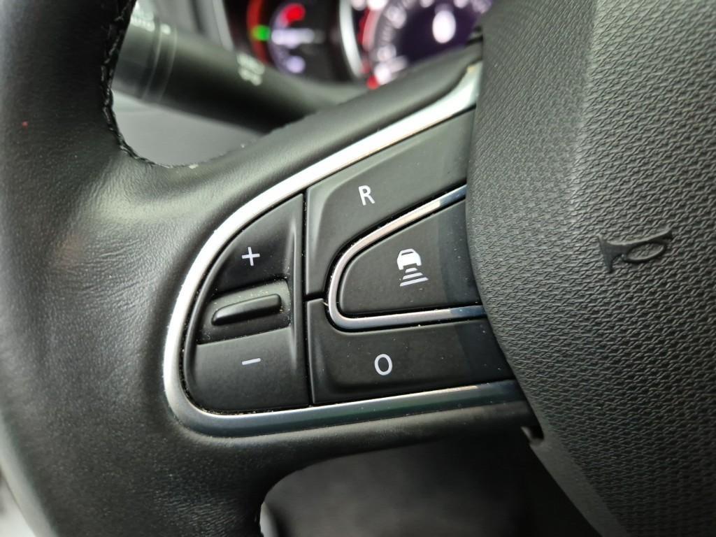 SAMSUNG QM6 - Vista 11