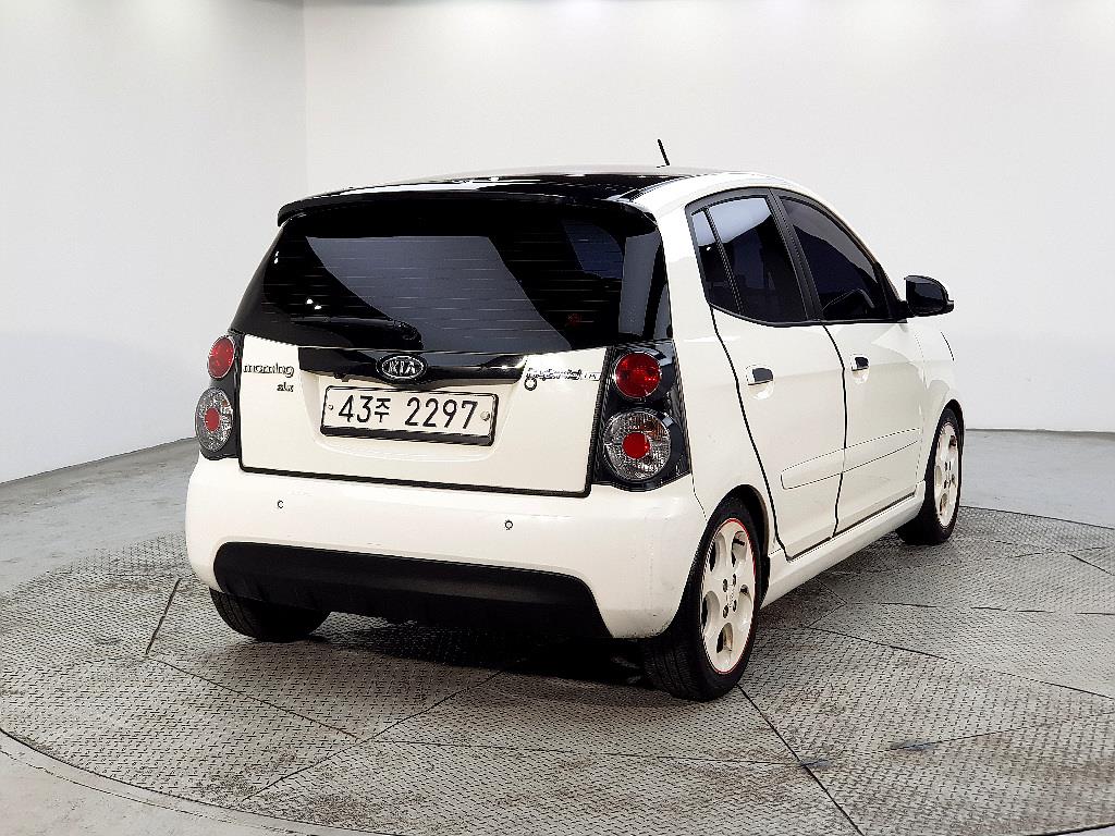 KIA Morning - Vista 4