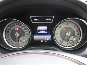 Mercedes Benz GLA Class - Vista 10