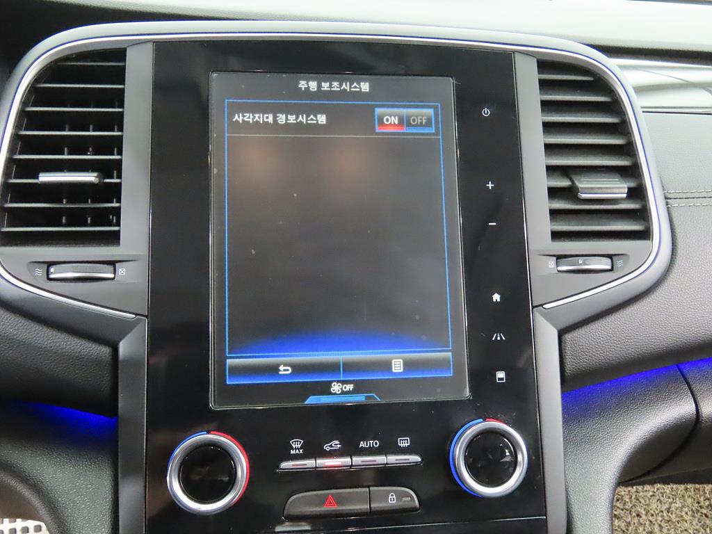 SAMSUNG SM6 - Vista 12