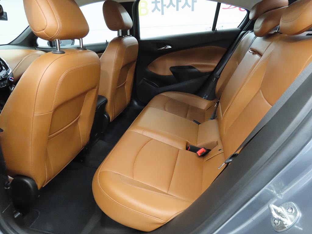 Chevrolet Cruise - Vista 6