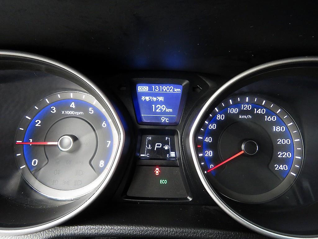 HYUNDAI i30 - Vista 11