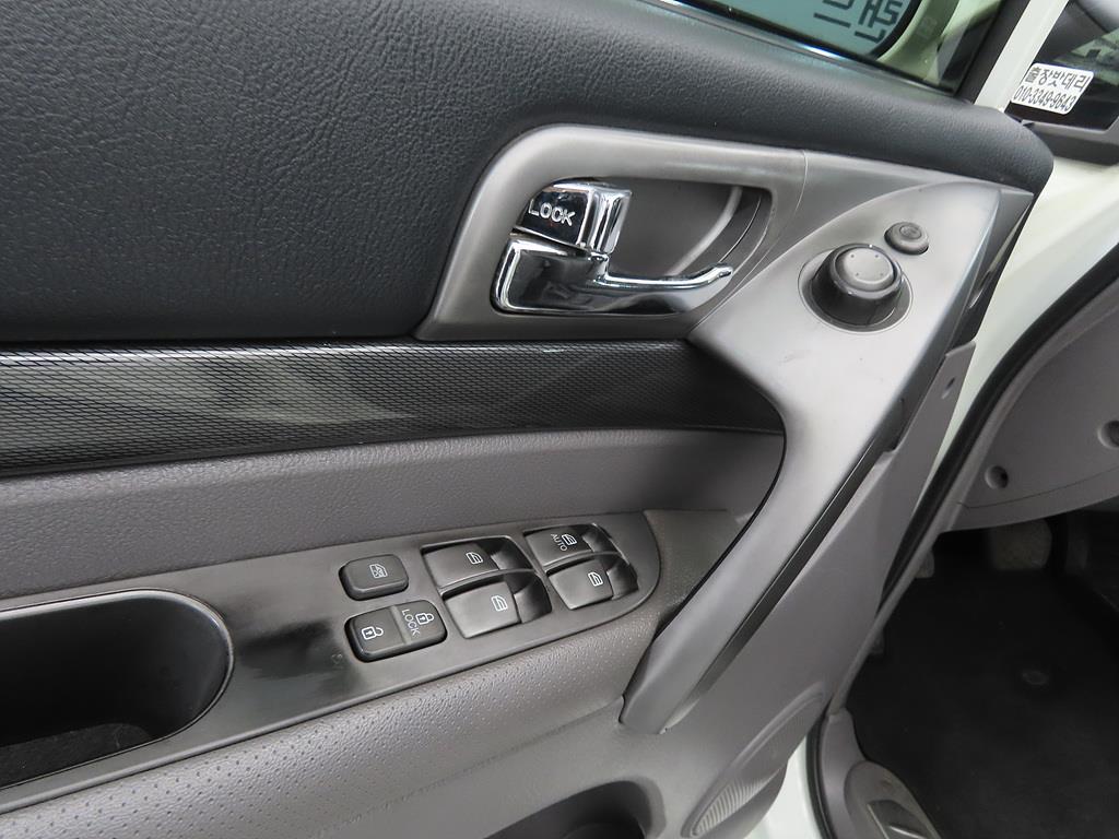 Ssangyong Korando 2015 Blanco - Importación desde Corea - HF Imports Iquique - Foto 14