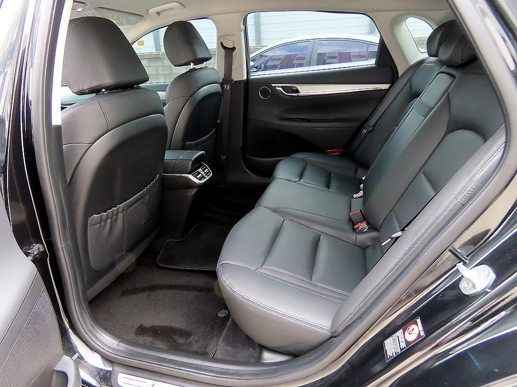 HYUNDAI Grandeur - Vista 6