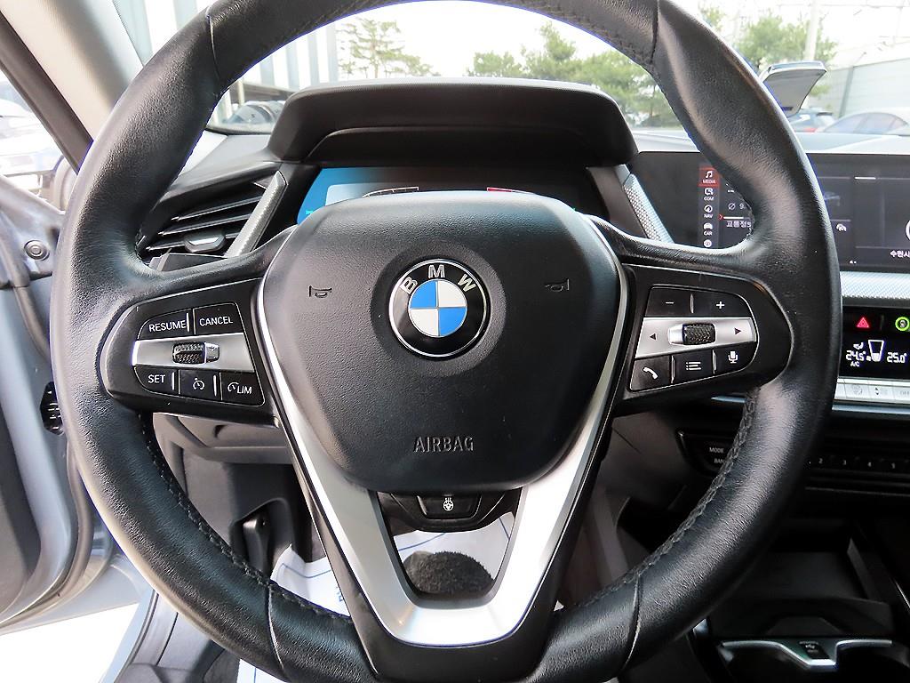 BMW 2 series - Vista 8