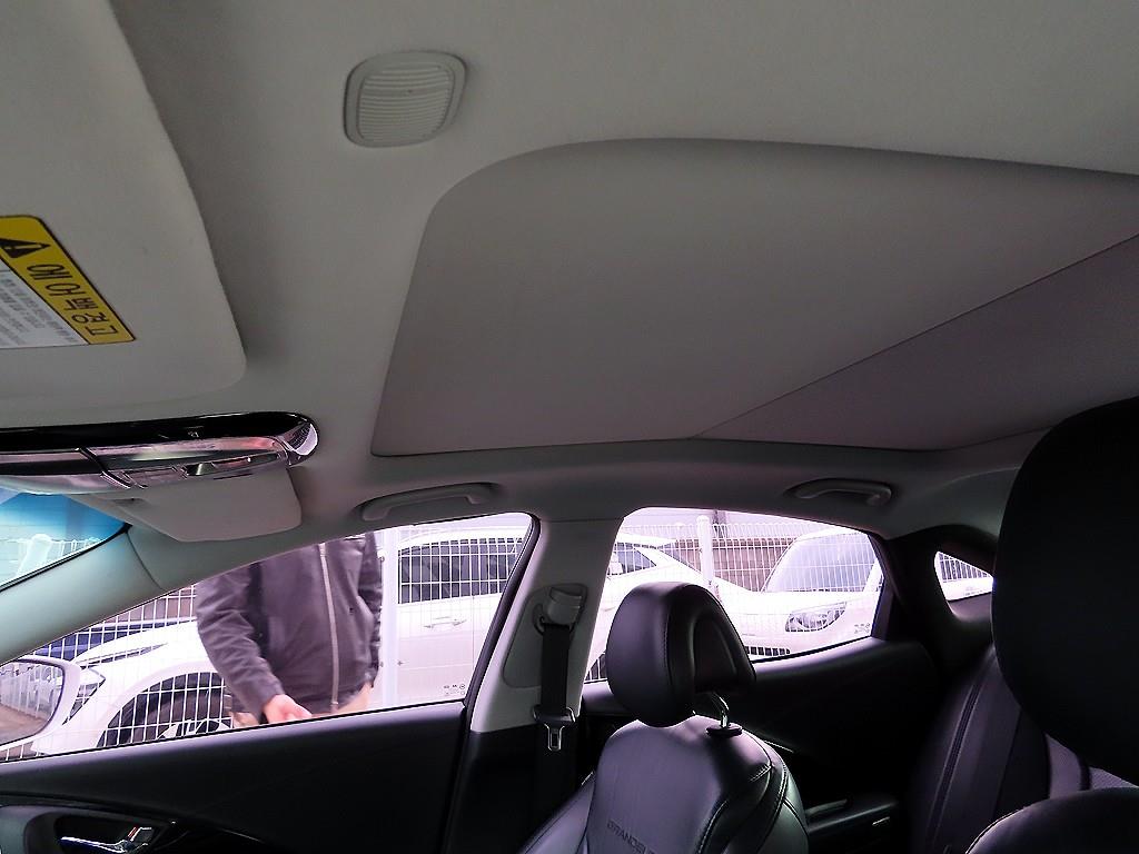 HYUNDAI Grandeur 2014 Blanco - Importación desde Corea - HF Imports Iquique - Foto 18