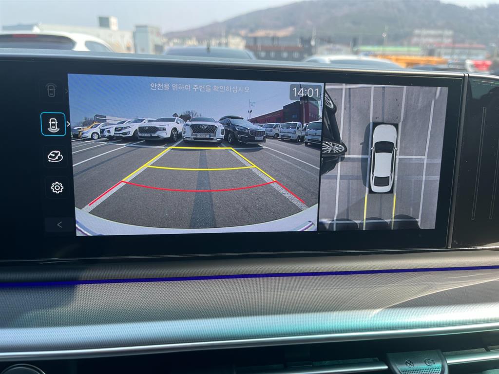 HYUNDAI Grandeur - Vista 10