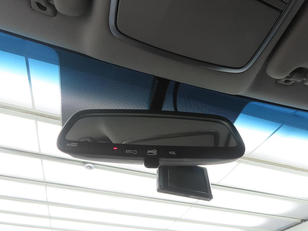 HYUNDAI Sonata - Vista 12