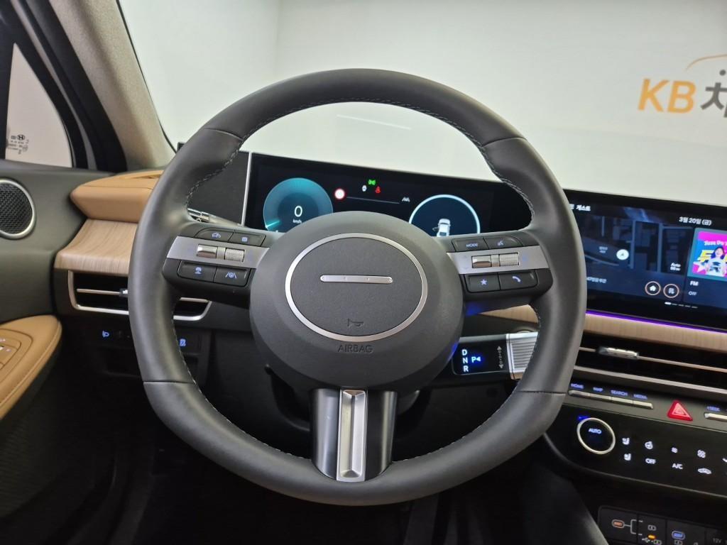 HYUNDAI Sonata - Vista 11