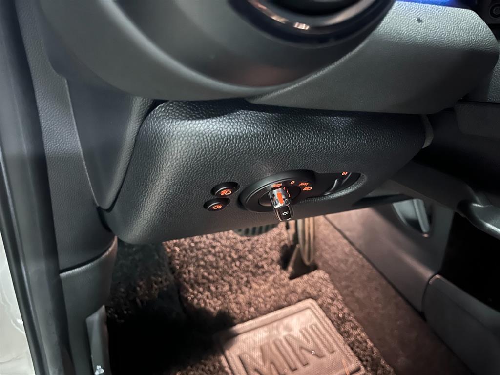 Mini Cooper Convertible - Vista 11