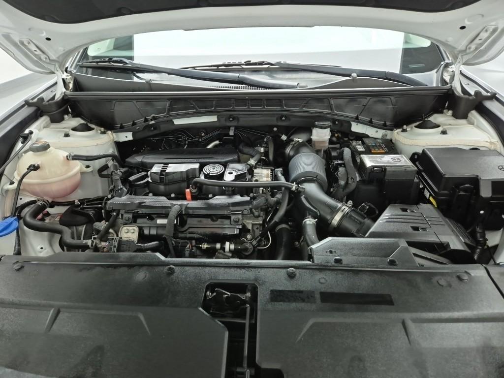 HYUNDAI Tucson - Vista 5