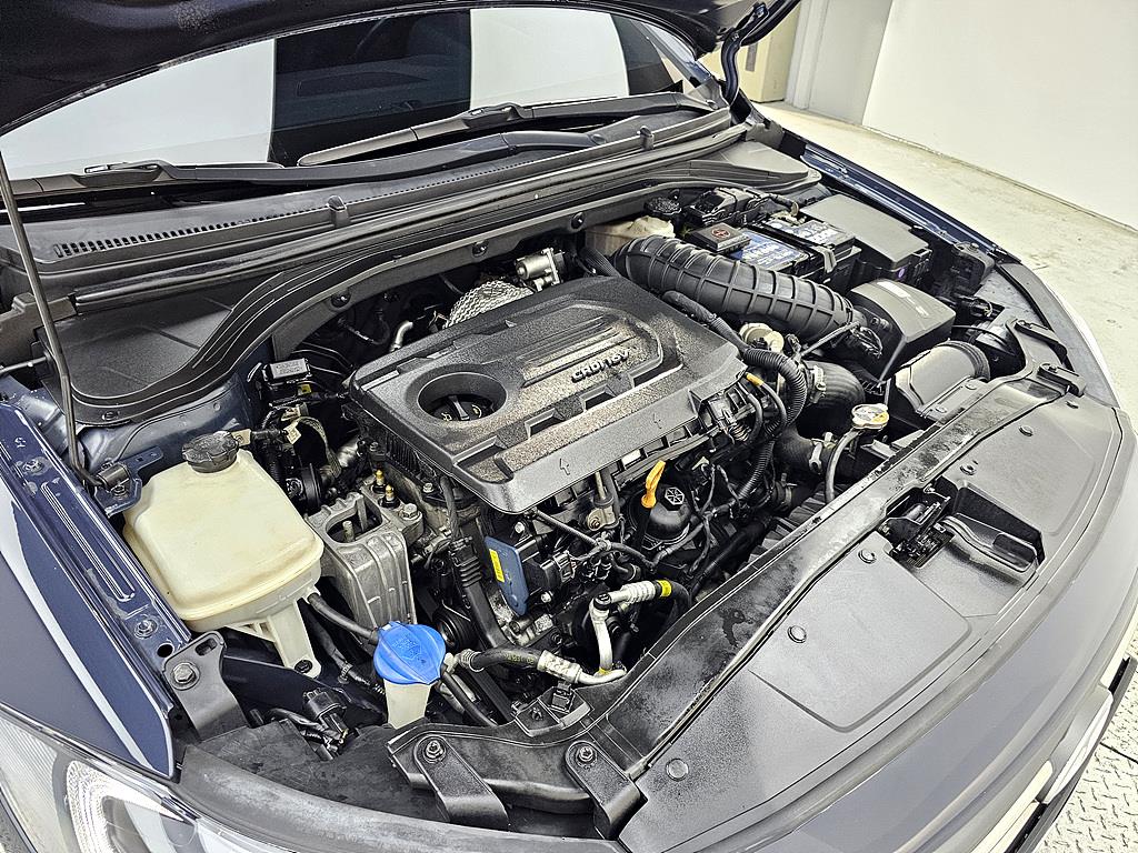 HYUNDAI Avante - Vista 6